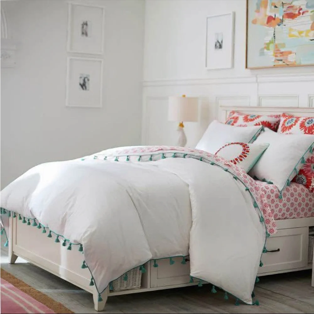 Pottery Barn Queen Tassel Border Duvet Set